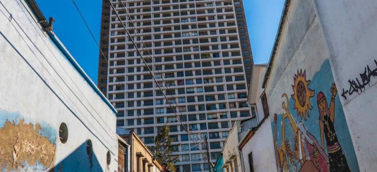 La promesa de Jorge Quiroz de desregular el suelo genera debate en la academia y expectación en la industria