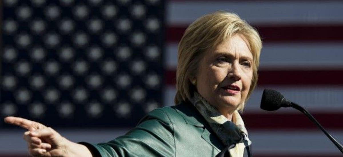 Hillary Clinton afirma haber sido consultada por OVNIs y el “Pizzagate” en su comparecencia ante el Congreso sobre Epstein