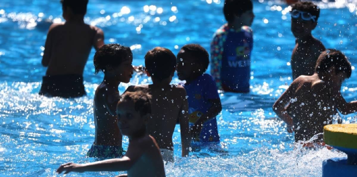 Cada segundo cuenta: qué hacer ante un ahogamiento en piscinas y cómo aplicar RCP