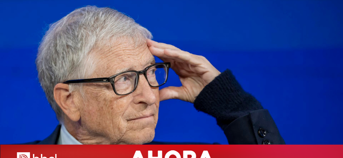 Bill Gates habría ocultado a su esposa enfermedad sexual contagiada por "chicas rusas" según Epstein