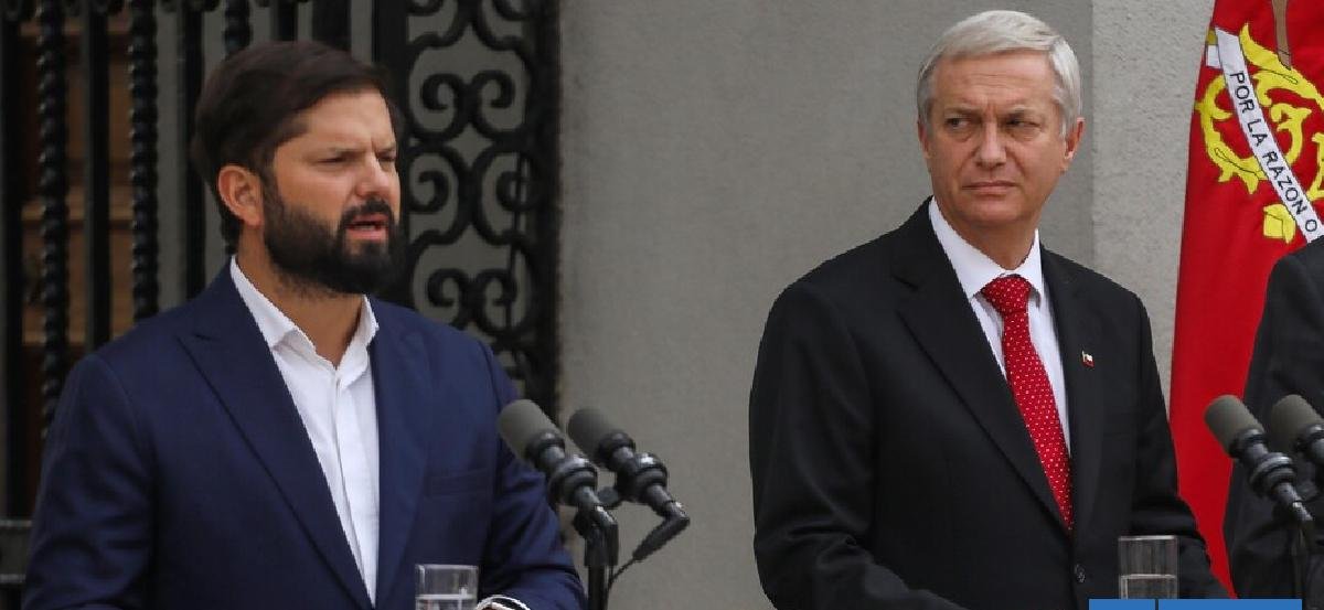 Recorte fiscal de Kast sería insuficiente para el déficit que dejaría el Gobierno, advierten expertos