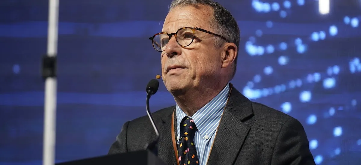 Edwards se declara “extraordinariamente optimista” sobre el futuro de América Latina y pide “cirugía mayor” para Codelco