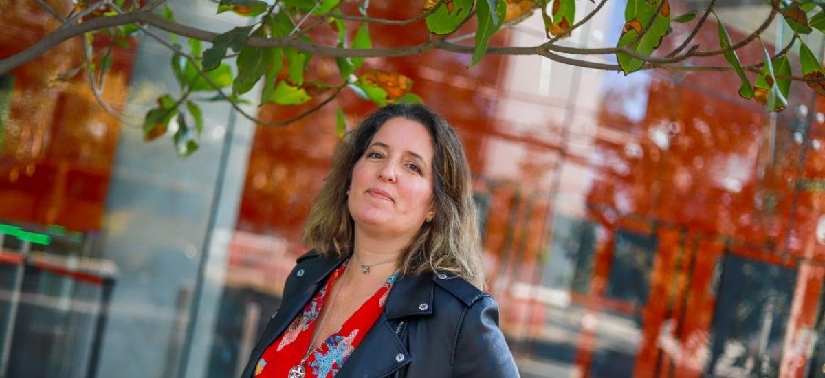 Reseña de libros: Hanif Kureishi, Enrique Lihn y Agustina Bazterrica