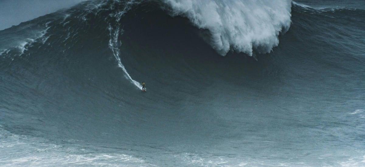 Cómo fue la ola gigante más extrema en la historia del Océano Pacífico que se ha registrado