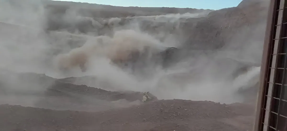 Registros captan interrupción de faenas mineras y desprendimiento de material tras fuerte sismo de magnitud 6,9 en Calama