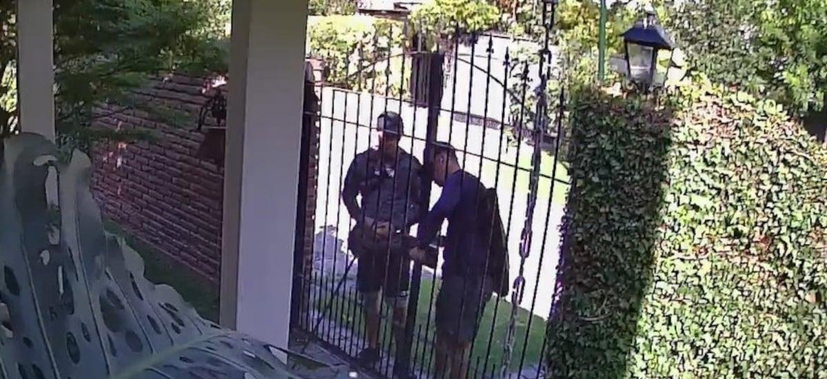 Dueños detectaron robo por cámaras: detienen a dos delincuentes con amplio prontuario tras irrumpir en vivienda en Vitacura