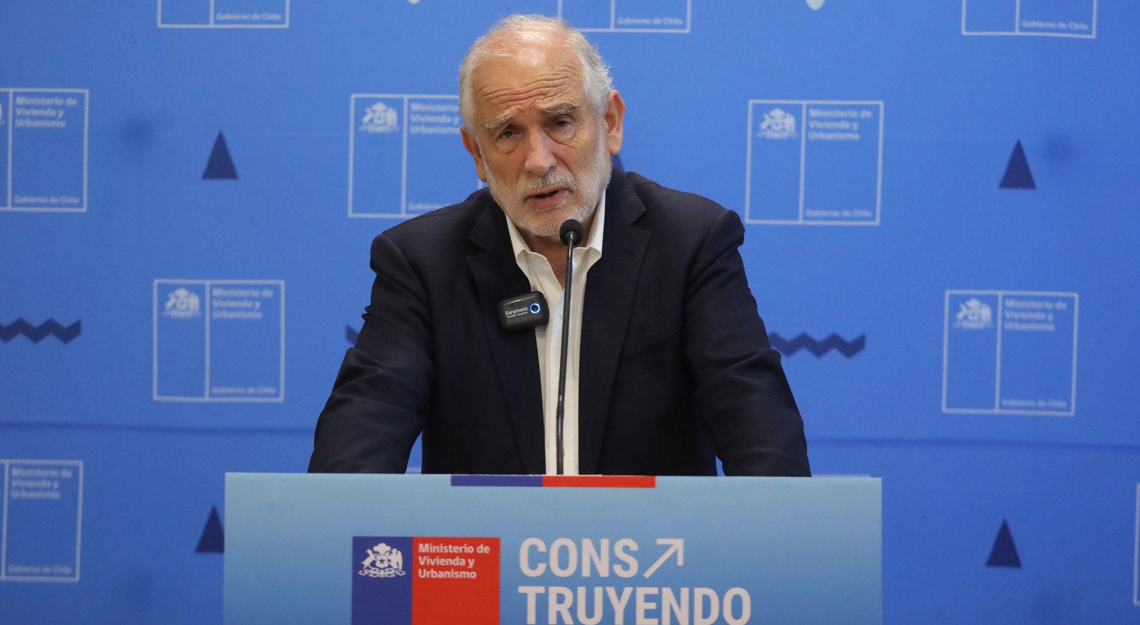 “Chile es un país de catástrofes”: Ministro de Vivienda propone crear una institución dedicada a la reconstrucción
