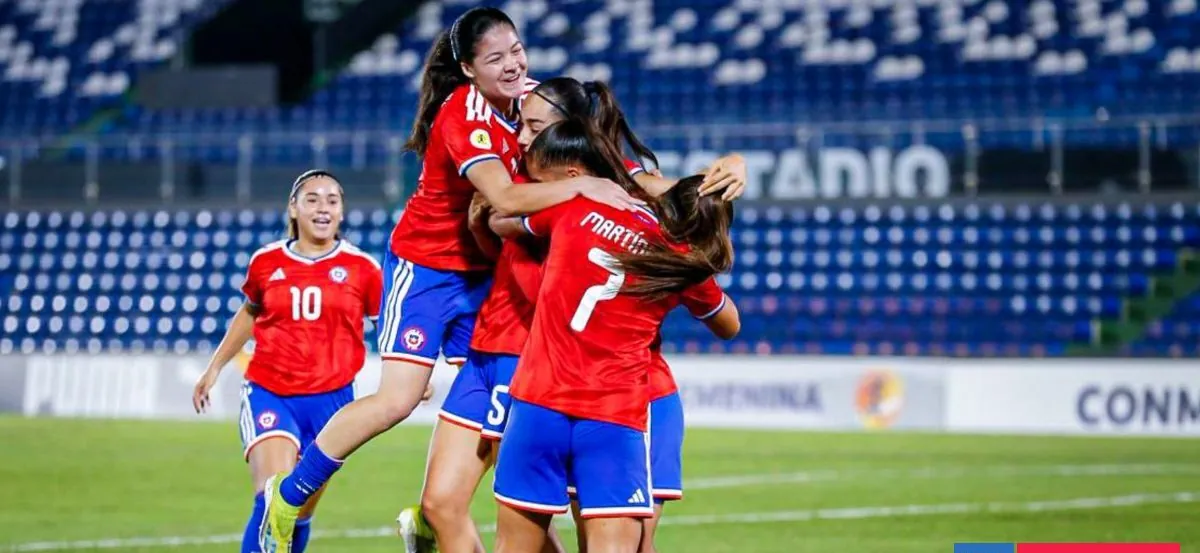Líderes e invictas: La Roja femenina Sub 17 se acerca al Mundial con triunfo clave ante Paraguay
