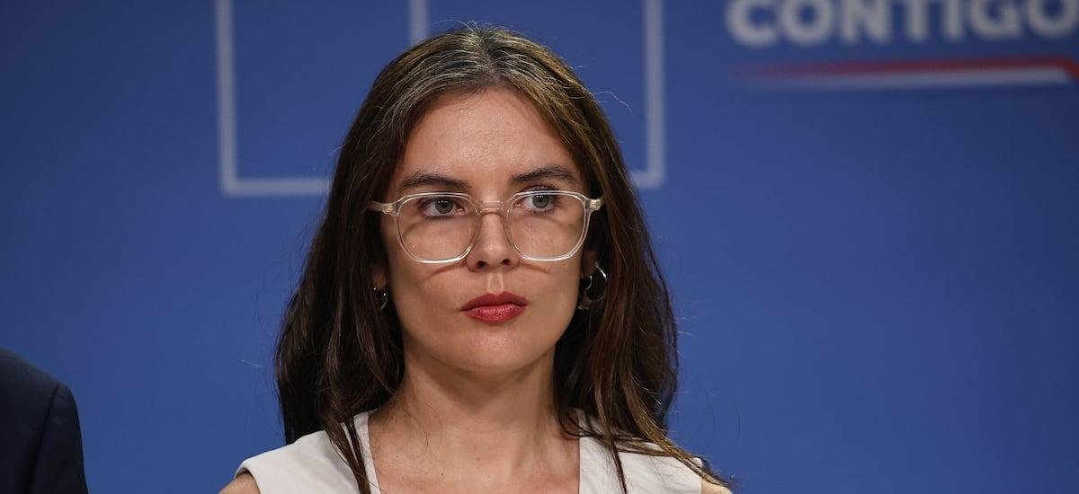 Vallejo endurece el tono previo a cita Boric-Kast por cable chino y acusa intento de instalar una sospecha hacia el gobierno
