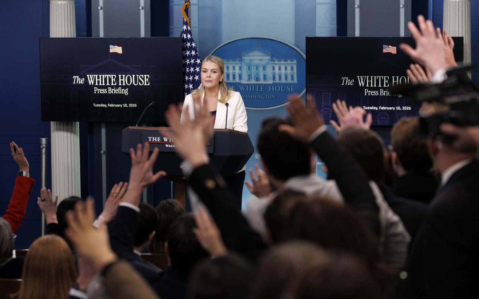 Casa Blanca insiste en que Donald Trump rompió su relación con Epstein, pero no aclara si conocía sus delitos