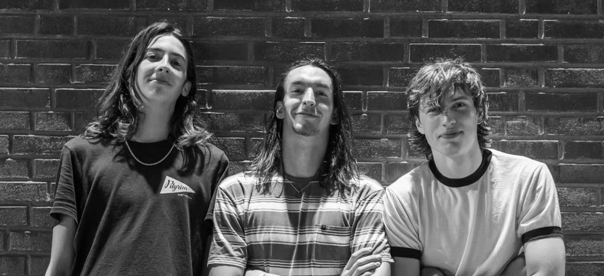 The Alive! entre olas y canciones en Pichilemu: “Este lugar es de mis favoritos para grabar, sino el que más” - La Tercera