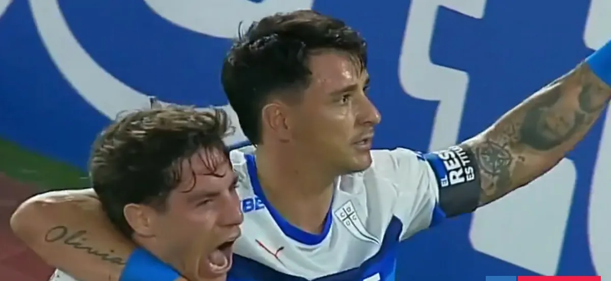 Ráfaga cruzada en Ecuador: los goles de Zampedri y Montes que encaminaron triunfo de UC ante Barcelona