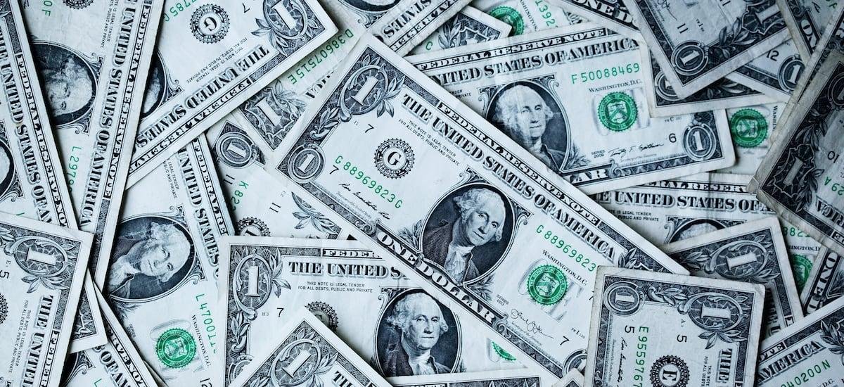 Dólar rompe con tendencia bajista impulsado por cifras sólidas de empleo en Estados Unidos