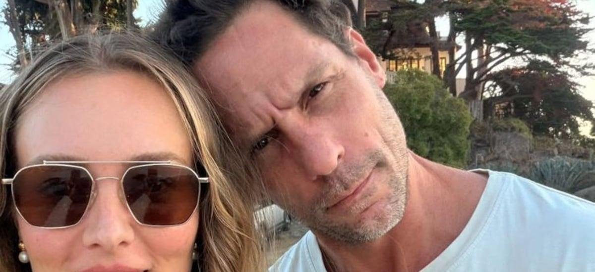 “El día de mi cumpleaños me vieron caminando y comiendo con una rubia preciosa… Era Kika”, aclara Gonzalo Valenzuela