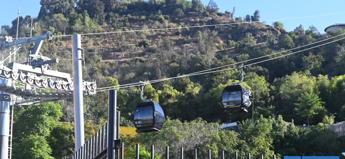 Inauguran nuevo teleférico en Parque Metropolitano de Santiago que conecta Pío Nono con Plaza México