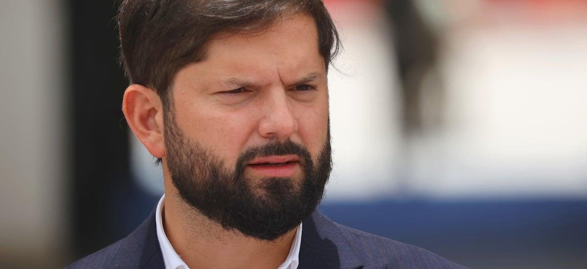 Boric alude a emergencias, candidatura de Bachelet y traspaso a Kast: “Hay que estar en varios frentes al mismo tiempo”