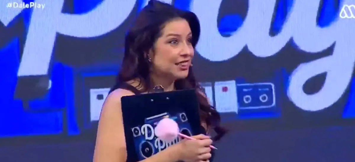 Famosas figuras del espectáculo ya no ocultan su amor y se dan beso en pantalla: descolocaron a María José Quintanilla