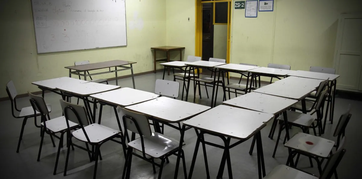 Suspenden clases en Cerrillos tras incendio: Conoce en cuáles colegios se aplicará la medida