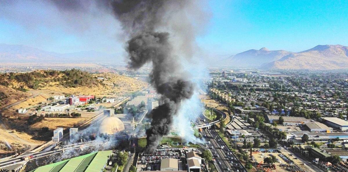 Subsecretaría de Redes Asistenciales informa sobre tres nuevos fallecidos por explosión de camión de gas en Renca