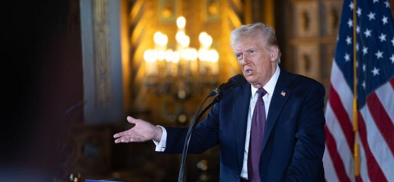 Trump dice que el líder supremo de Irán debería estar “muy preocupado”