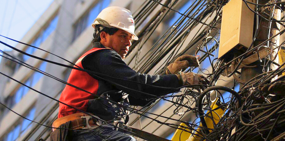 Este lunes habrá cortes de luz en nueve comunas de Santiago: conoce horarios y sectores