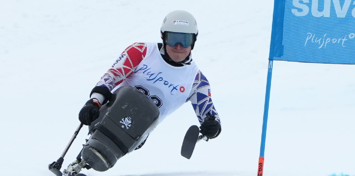 El esquiador chileno Nicolás Bisquertt se alista para los Juegos Paraolímpicos de Invierno 2026