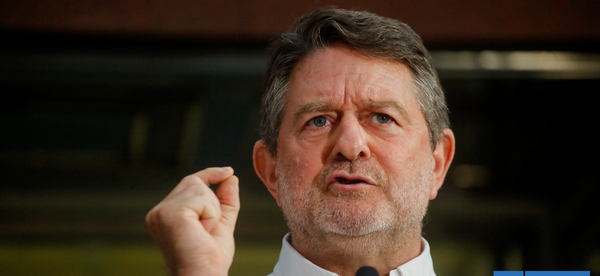 Claudio Orrego: "Una fiscalía decidió montar un caso falso en contra de una autoridad inocente"