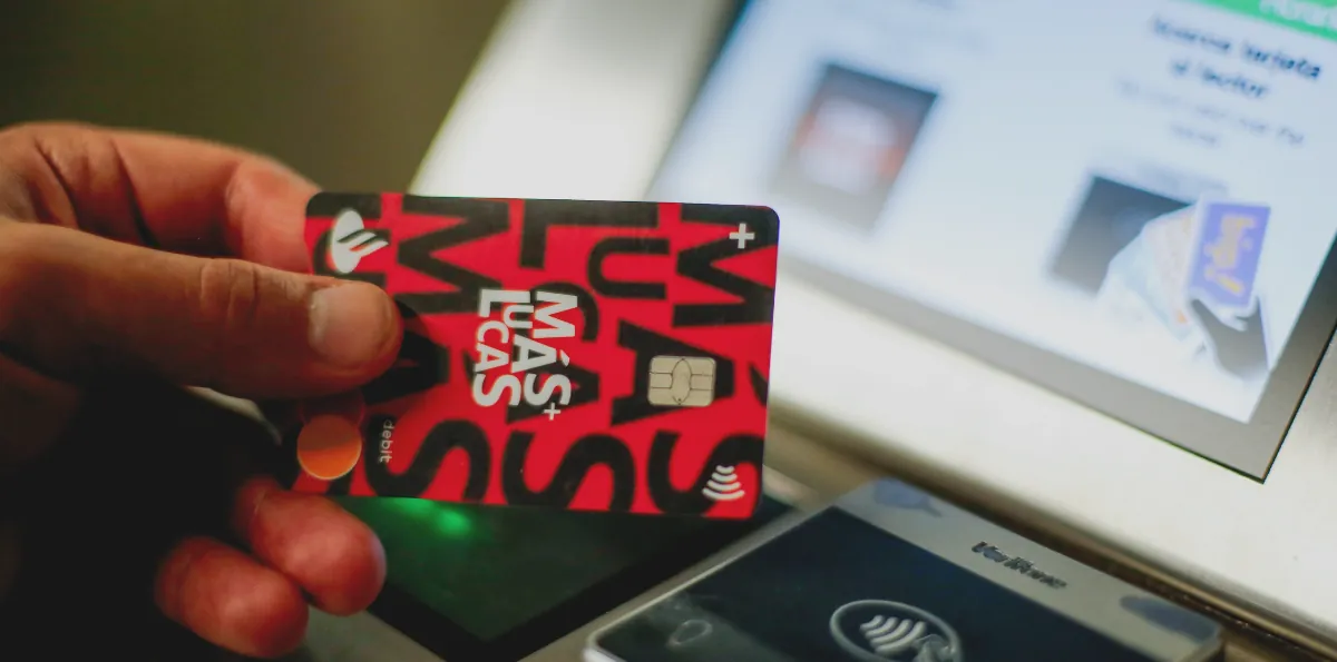 Pago con tarjetas en Metro ya supera 1,5 millones de transacciones en su primer mes activo