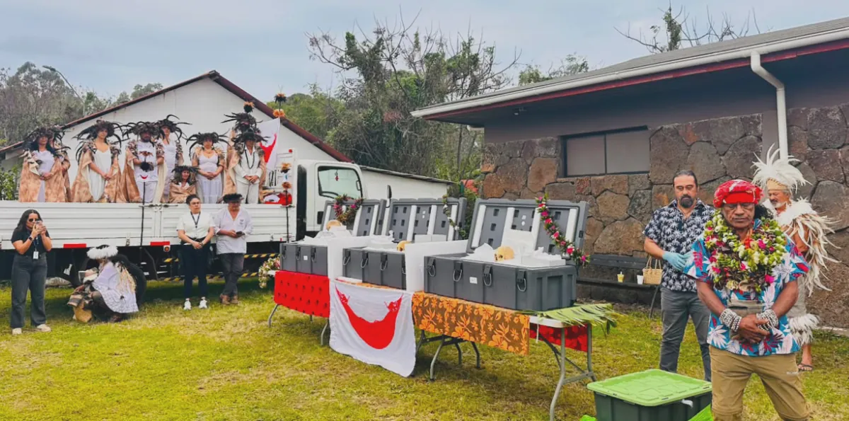 “Una historia marcada por el despojo”: Rapa Nui celebra restitución de piezas ancestrales desde Australia