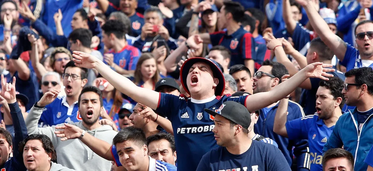 Aporte para mejorar el equipo: la insólita pregunta que Azul Azul les plantea a los hinchas de Universidad de Chile