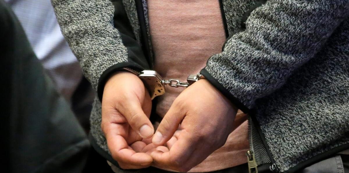 Sujeto fue detenido por Violencia Intrafamiliar en Cerrillos: Mantenía una orden de captura internacional por violación