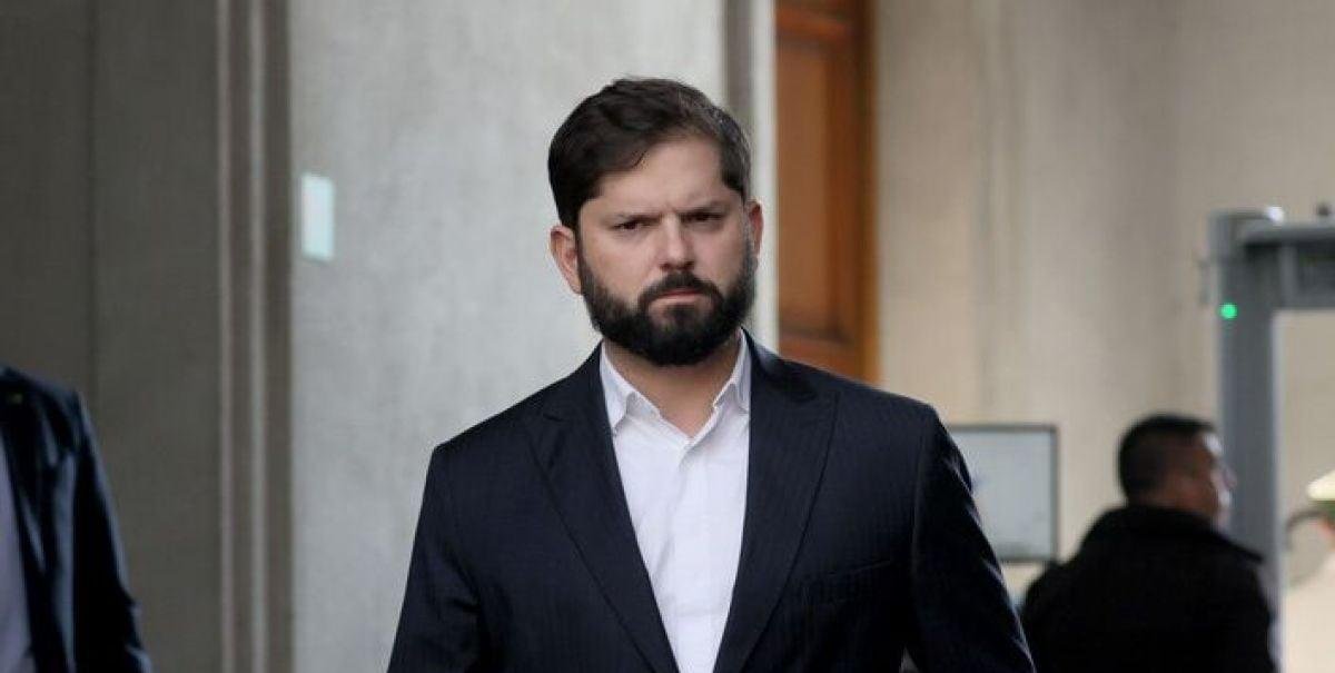 Presidente Boric condena "inaceptable linchamiento de chilenos" en Argentina