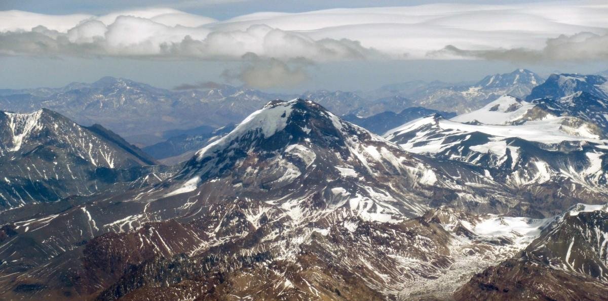 Más de 100 sismos en una hora en el volcán Tupungatito: ¿Dónde está ubicado?