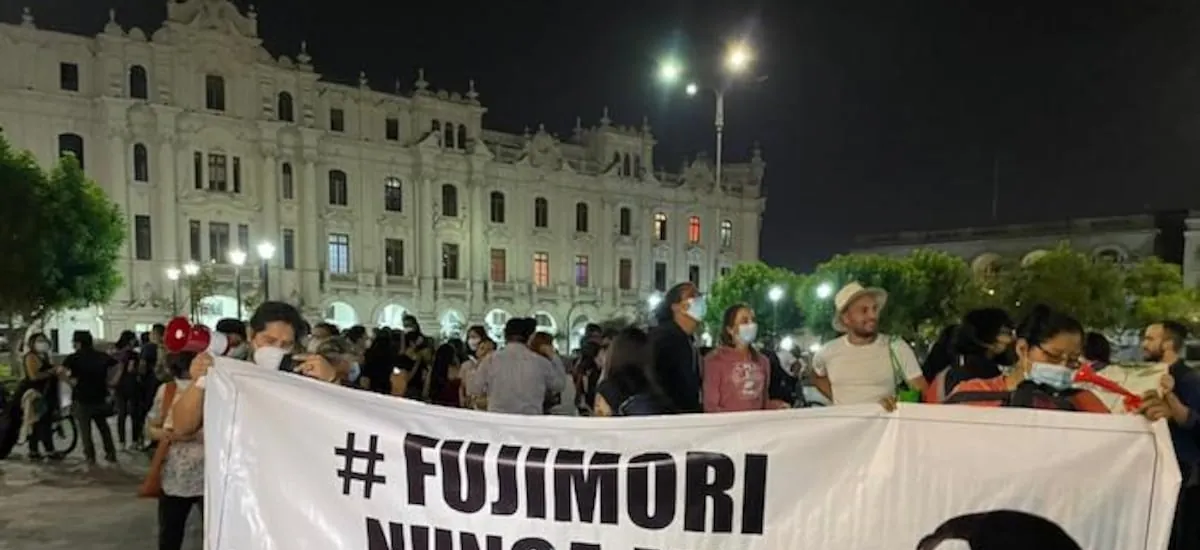 Masivas marchas en Perú contra Keiko Fujimori a una semana de las elecciones
