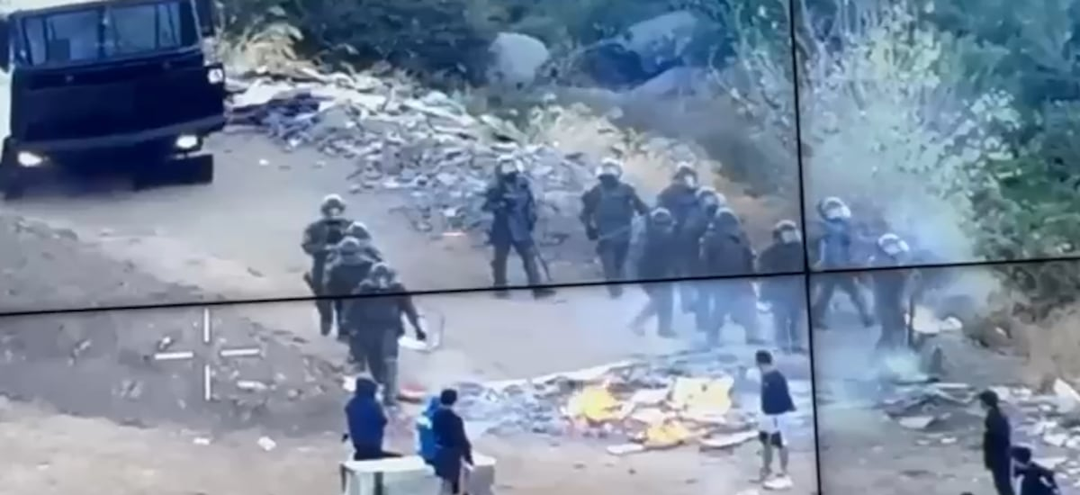 Desalojo del campamento Dignidad: pobladores instalan barricadas en el acceso para impedir operativo