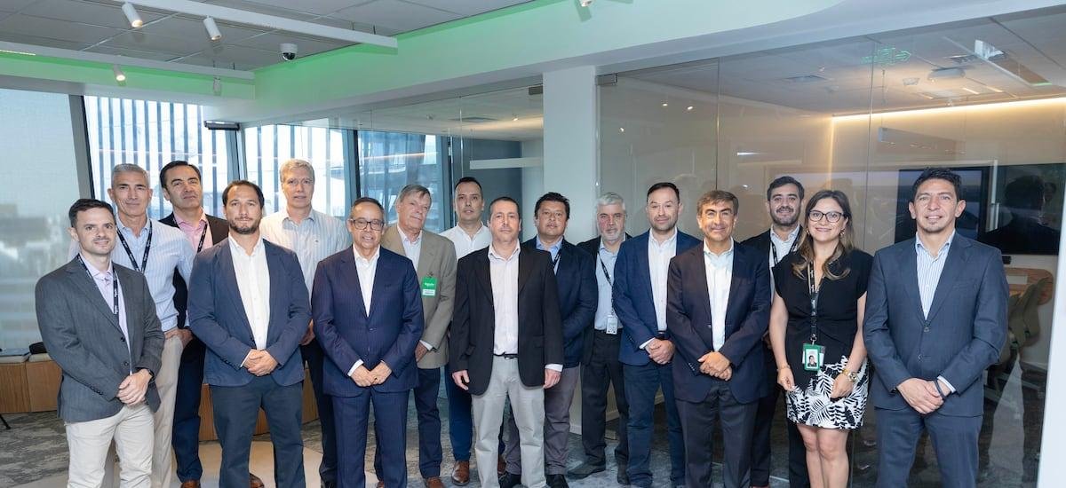 Codelco firma acuerdo con empresa mundial francesa para optimizar la gestión energética