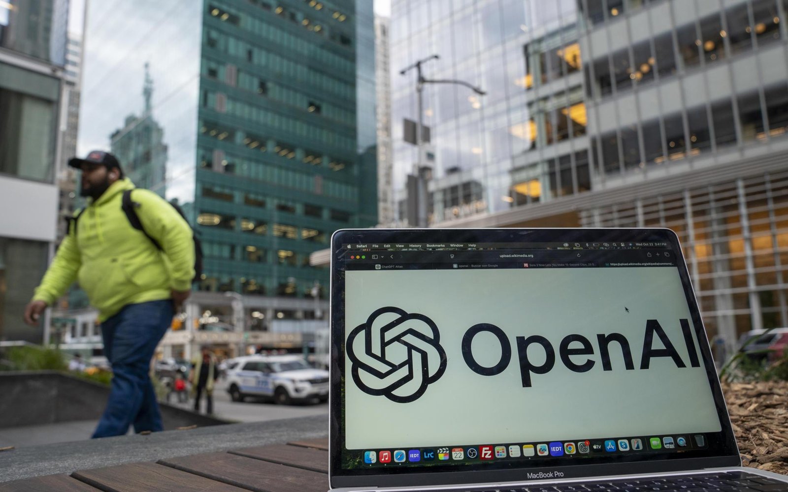 OpenAI lanza aplicación de Codex para macOS que facilita la automatización de tareas con IA