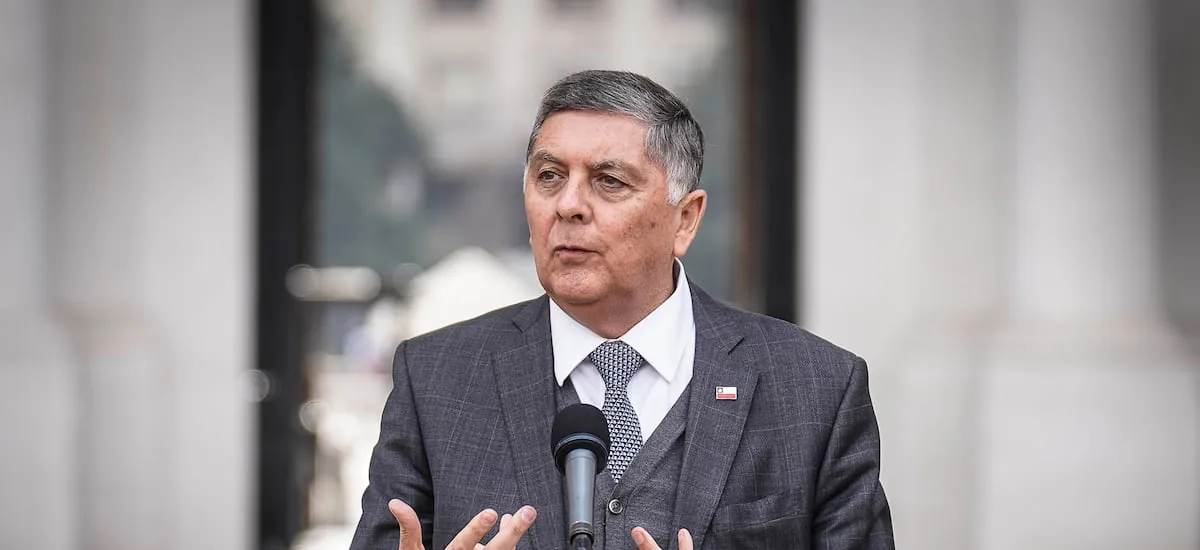 Alvarado defiende reforma de seguridad y niega que contemple privar de salud a condenados: “Creo que ahí hay una mala interpretación”