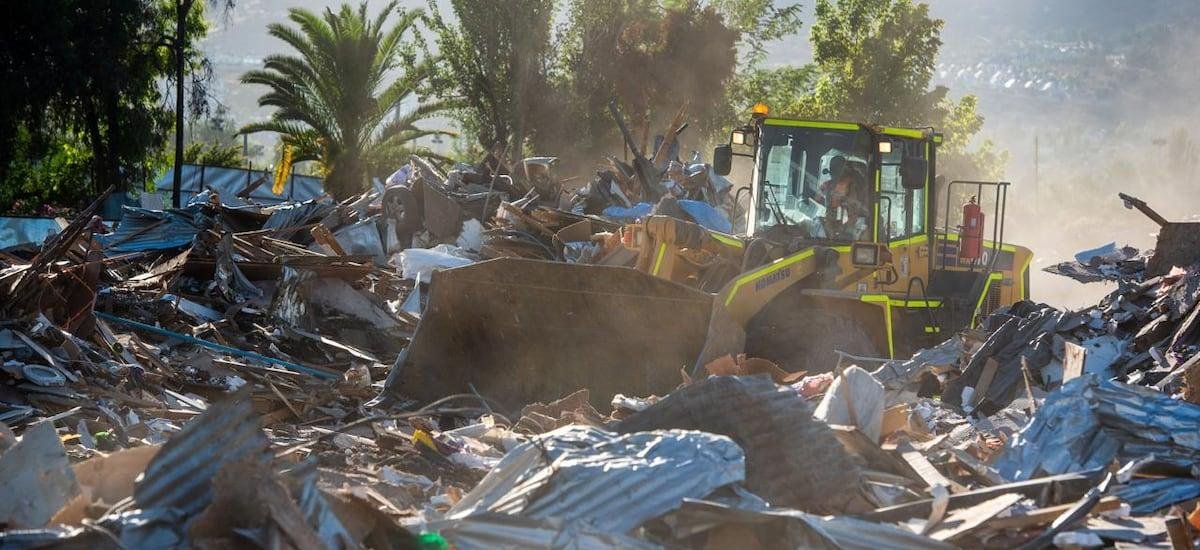 “Ya podemos hablar de ex toma Dignidad”: desalojo en campamento de La Florida suma más de 1.000 toneladas de escombros