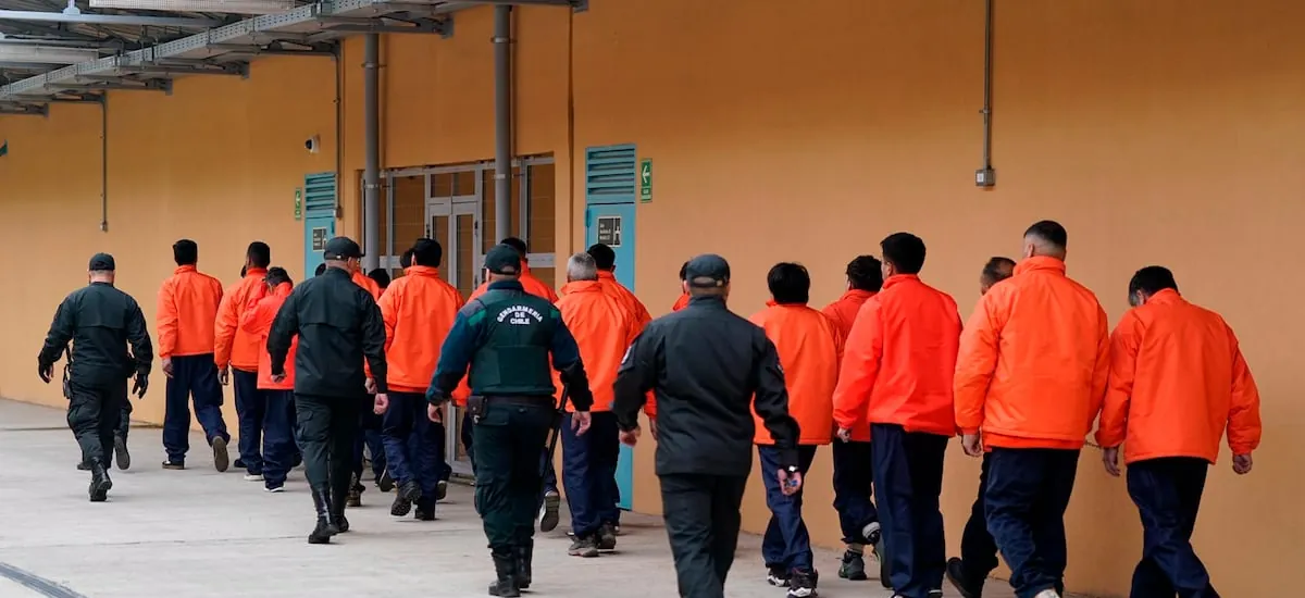 Corte de Iquique le da la razón a Gendarmería y revoca decisión que bloqueó el traslado del clan Chen a cárcel La Laguna