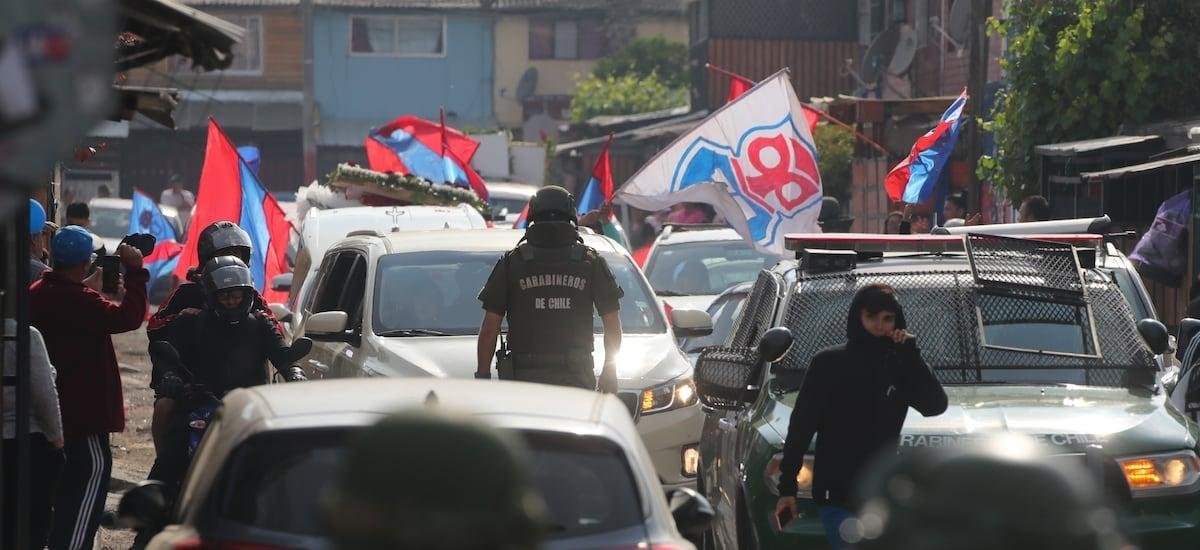 Balacera entre hinchas de la U. de Chile y Colo Colo deja un muerto y un herido en Pudahuel