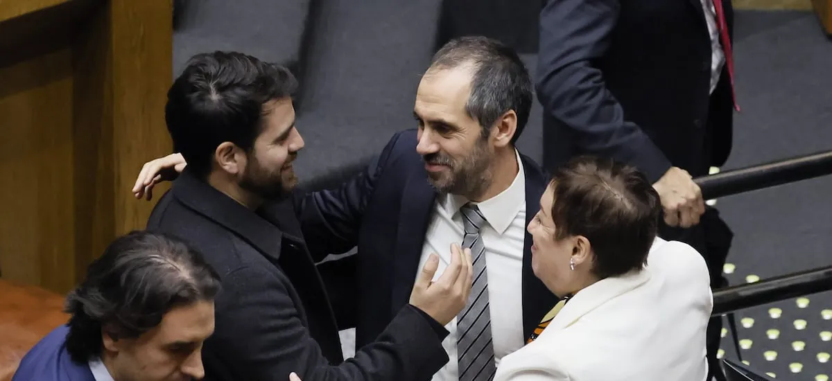 Cómo votó cada senador y cada senadora: Senado rechaza la Acusación Constitucional contra el exministro Nicolás Grau