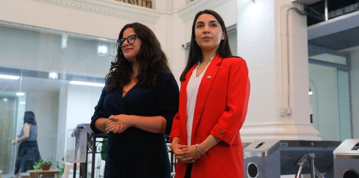 Orellana y Marín tuvieron "bilateral de traspaso" y reforzaron sus respectivas prioridades