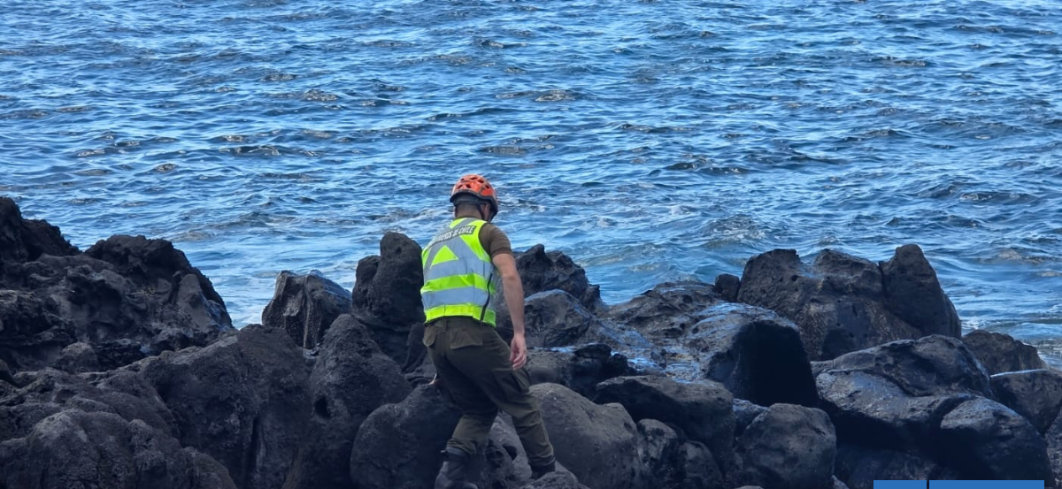 Amplio operativo para hallar a hombre que desapareció mientras realizaba pesca submarina en Rapa Nui