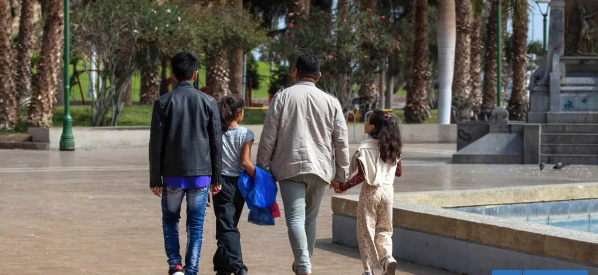 Kast firma proyecto de Responsabilidad Parental: qué propone la iniciativa sobre “crianza responsable”