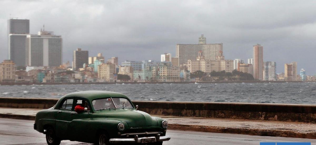 Cuba en crisis: estiman que la economía de la isla se contrajo por tercer año consecutivo