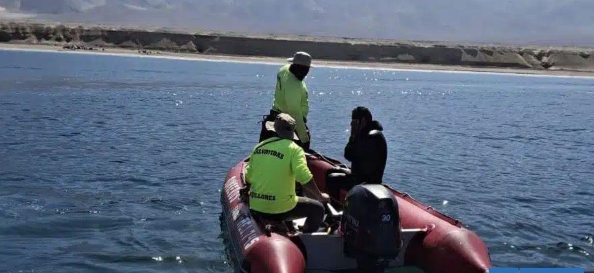 Hombre muere tras rescatar a dos menores que eran arrastradas por el mar en balneario de Hornitos