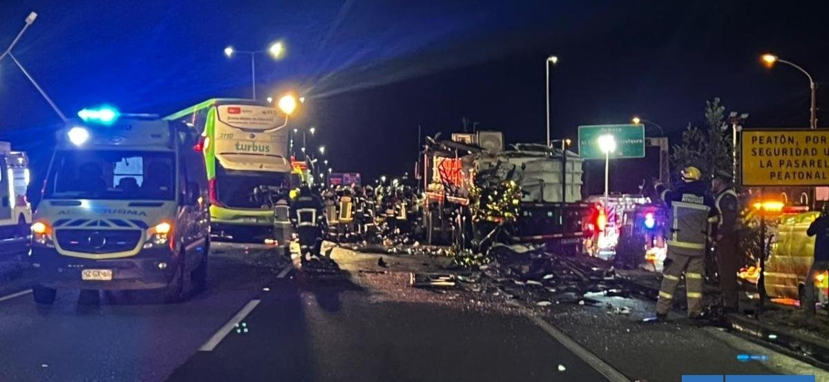 Conductor de Turbus pasará a control de detención tras fatal choque en La Araucanía