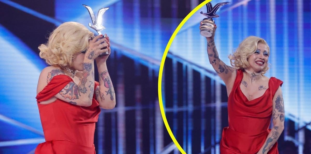 ¡Se sumó a la historia del Festival! Mon Laferte obtiene Gaviota de Platino en Viña 2026