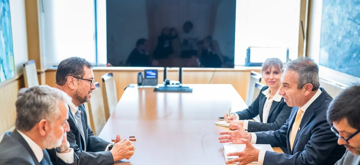 Canciller Pérez Mackenna se reúne con comisionado Soto para coordinar plan Escudo Fronterizo contra la inmigración irregular